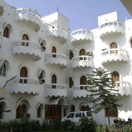 Hotel Soni International Khalilabad Exterior foto