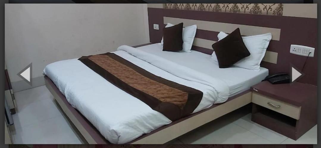 Hotel Soni International Khalilabad Exterior foto