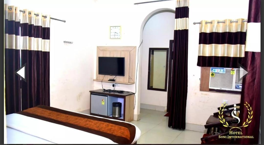 Hotel Soni International Khalilabad Exterior foto
